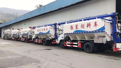 18噸國(guó)六散裝飼料車(chē)柳汽 高性?xún)r(jià)比之選，汽車(chē)經(jīng)銷(xiāo)商推薦