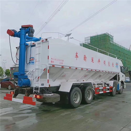 靈活高效，助力養殖 30立方散裝飼料車租賃服務詳解